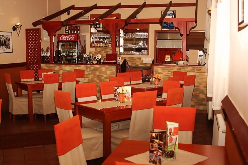 Olymp Penzion Komarno Ngoại thất bức ảnh